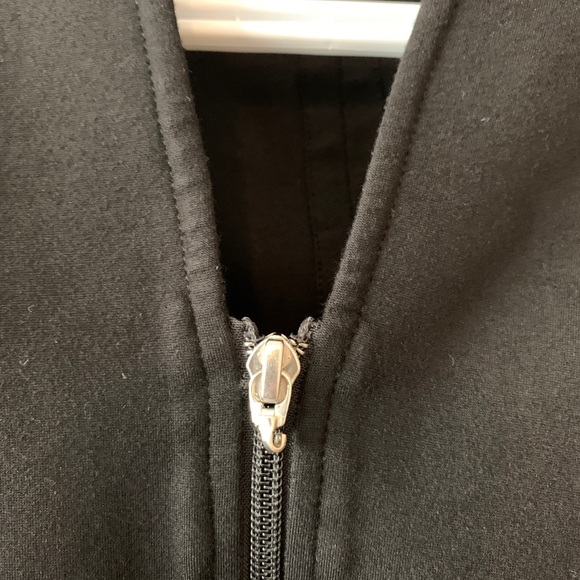 Structured Black Jacket with Stretch - Picture 6 of 7